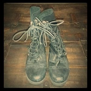 Black Leather High-Top Zipper Boots